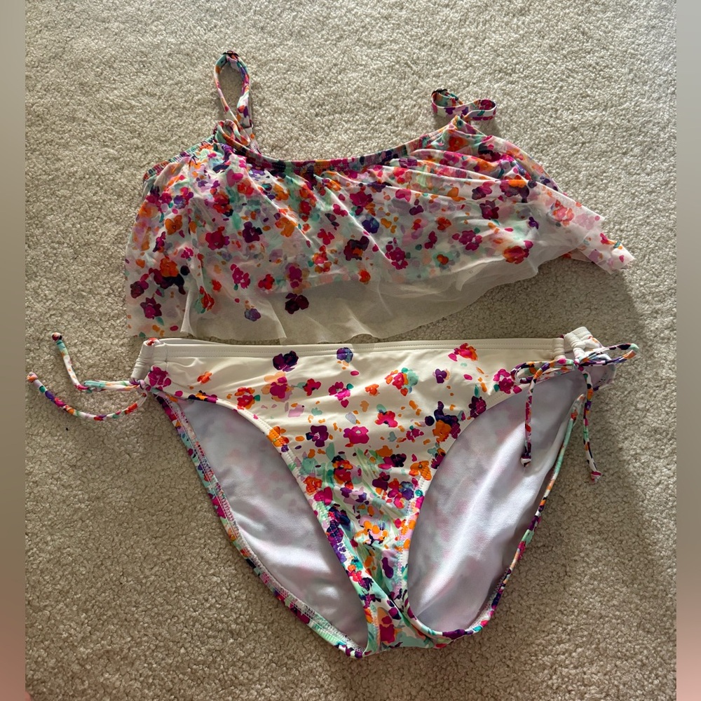 Bathing suite